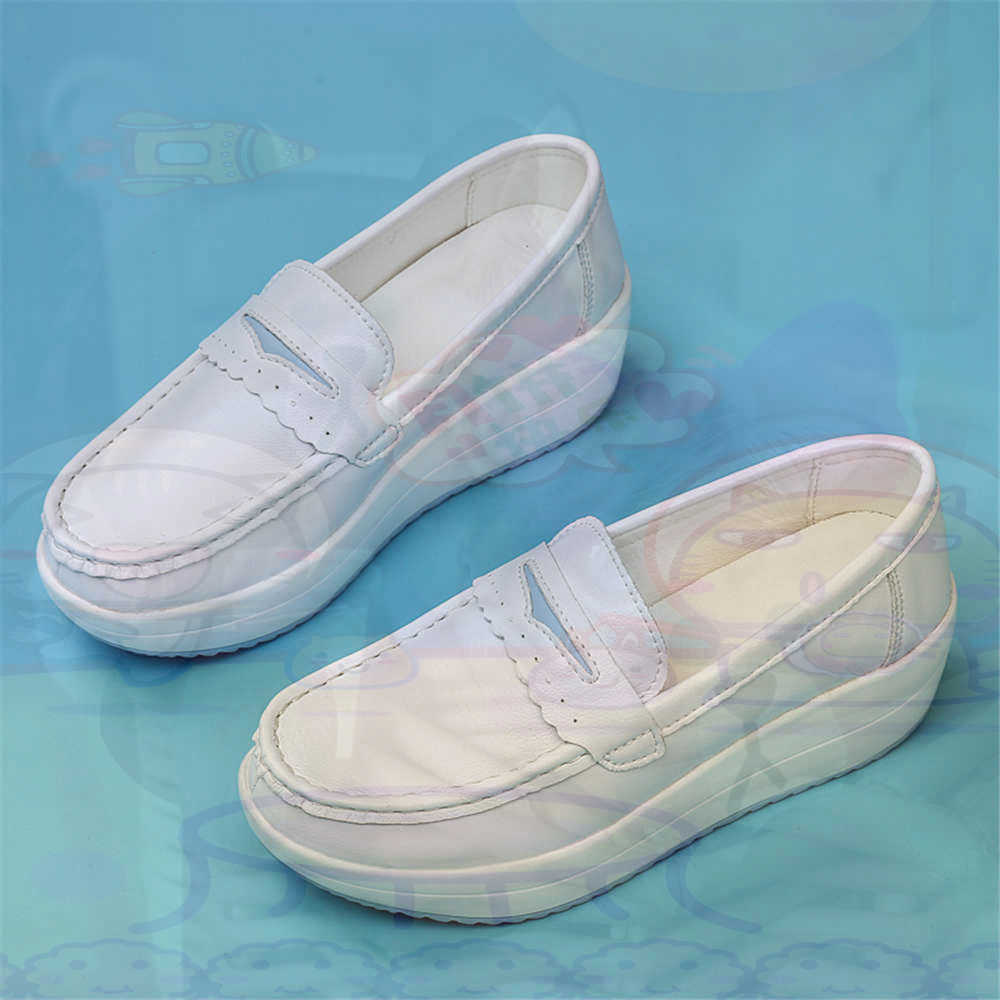 Plataform Sepatu Kets Merah Mu - Wedding Supply Resale ulasan dan harga